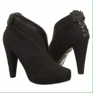 Guess, black faux suede bootie w/ lace up bow